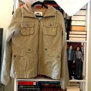 BB Dakota Re release Nicola Jacket ASO Bella Swan